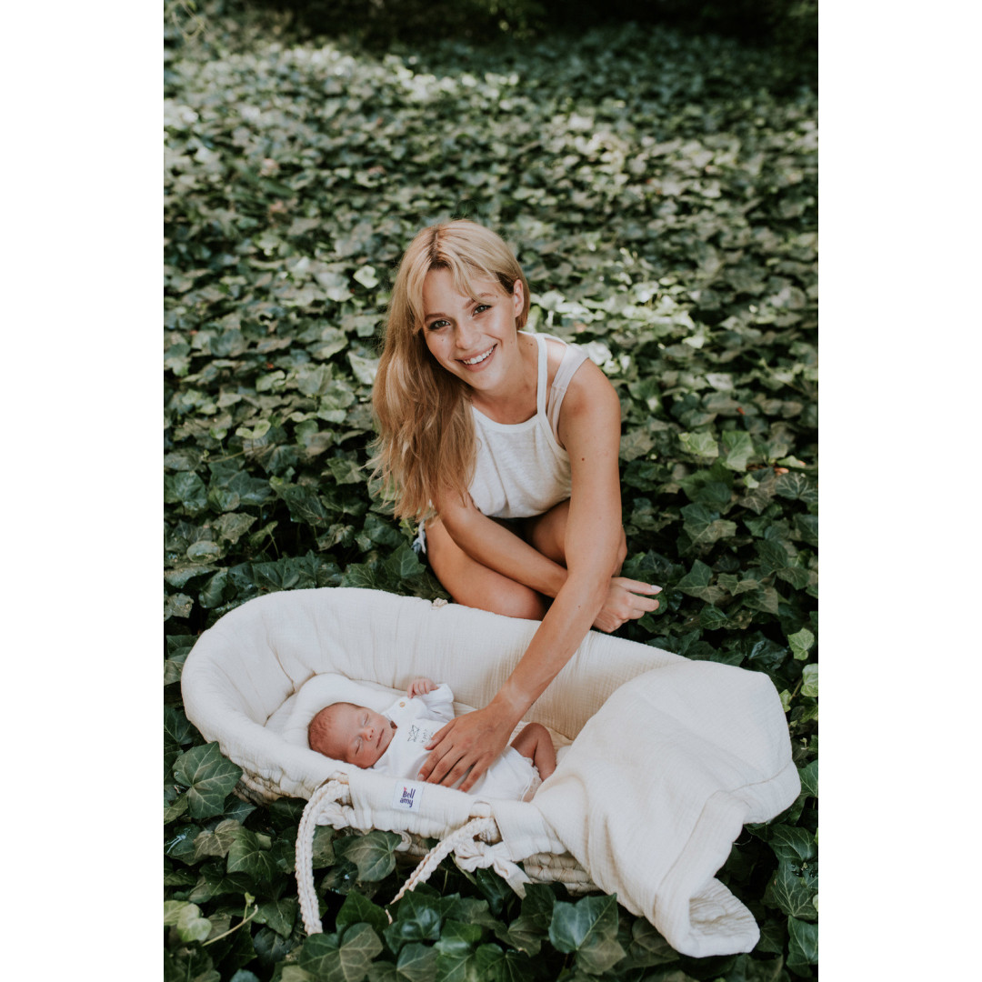 Zestaw: kosz Mojżesza Meeko z materacem + stojak + tekstylia Milk