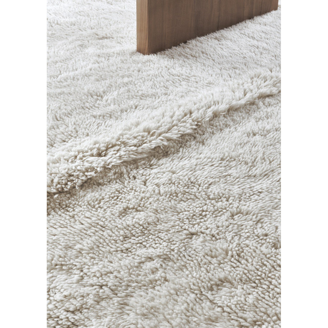 Dywan wełniany Tundra White 170x240 cm Lorena Canals