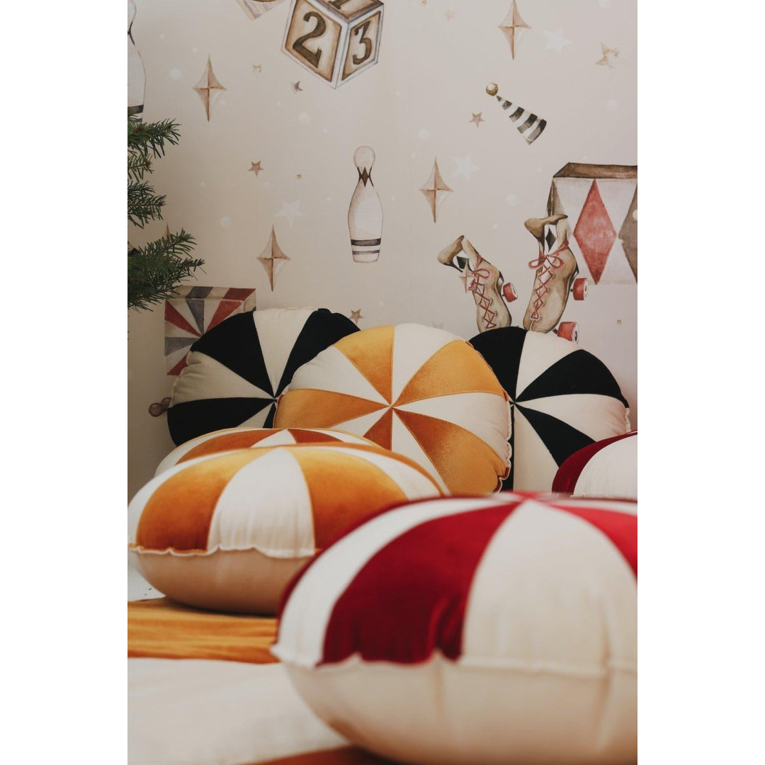 Poduszka świąteczna ozdobna "Czerwony cukierek"