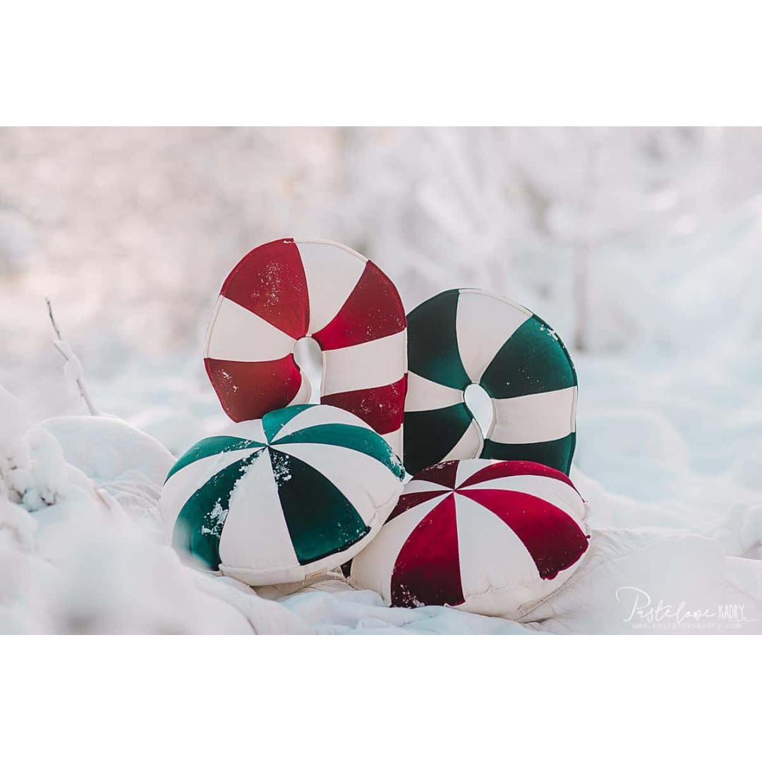 Poduszka świąteczna ozdobna "Czerwony cukierek"