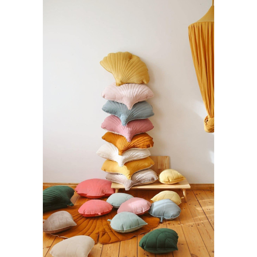 Poduszka dekoracyjna liść miłorzębu "Mango"
