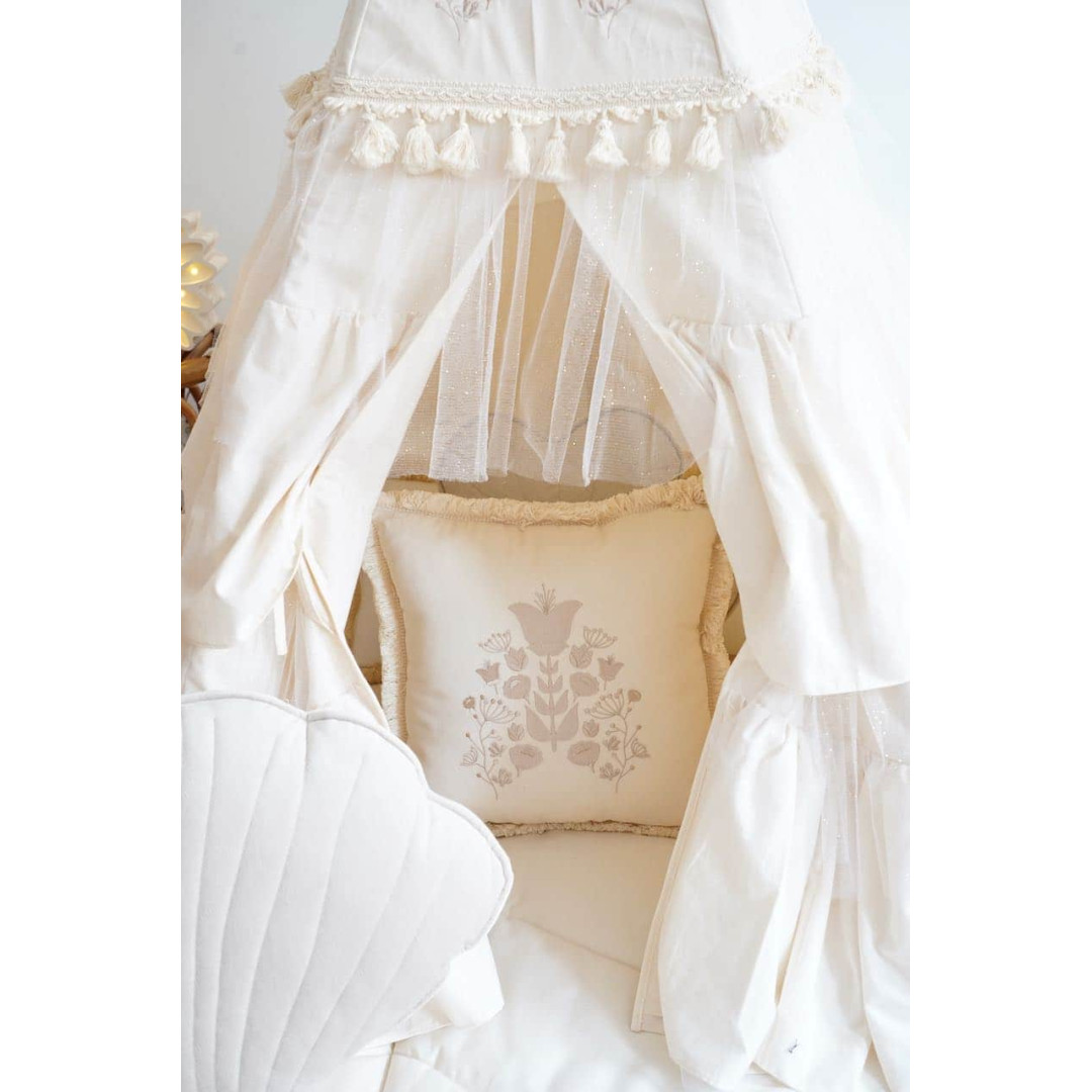 Namiot tipi dla dzieci z falbanami "Boho"