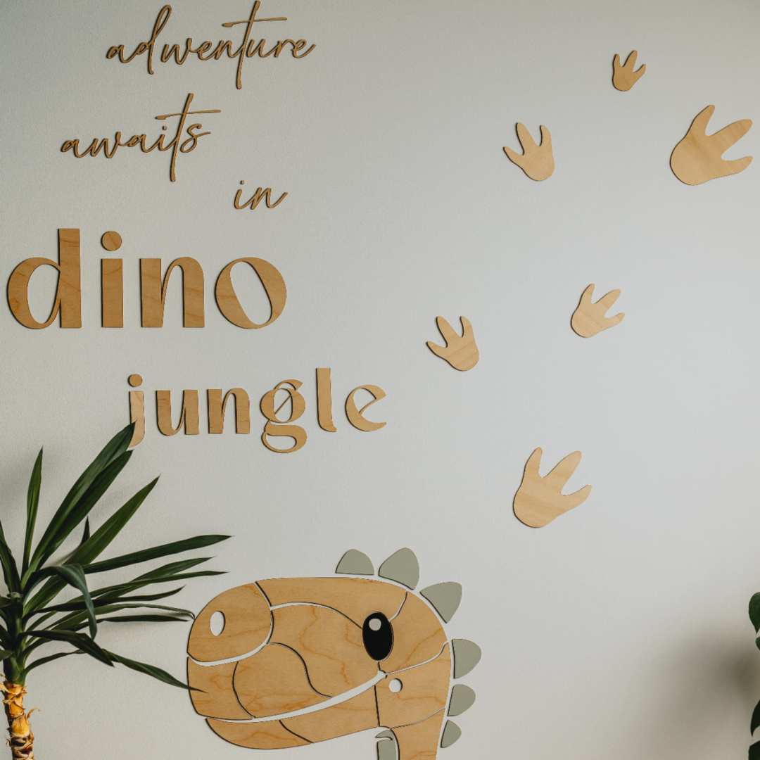 Drewniana dekoracja ścienna „Ślady Dinozaura