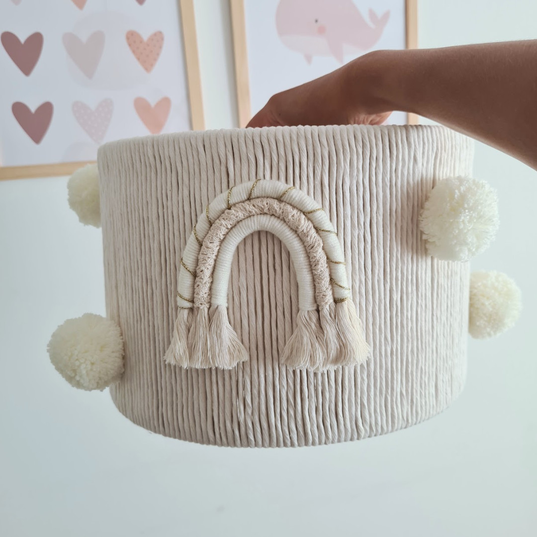Lampa Boho z Tęczą i Pomponami | Styl Makrama