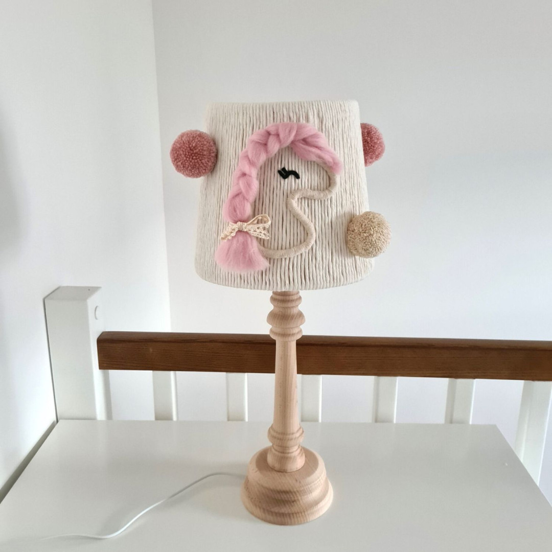 Lampka nocna „Konik & Pompony” – Urocza do pokoju dziecka