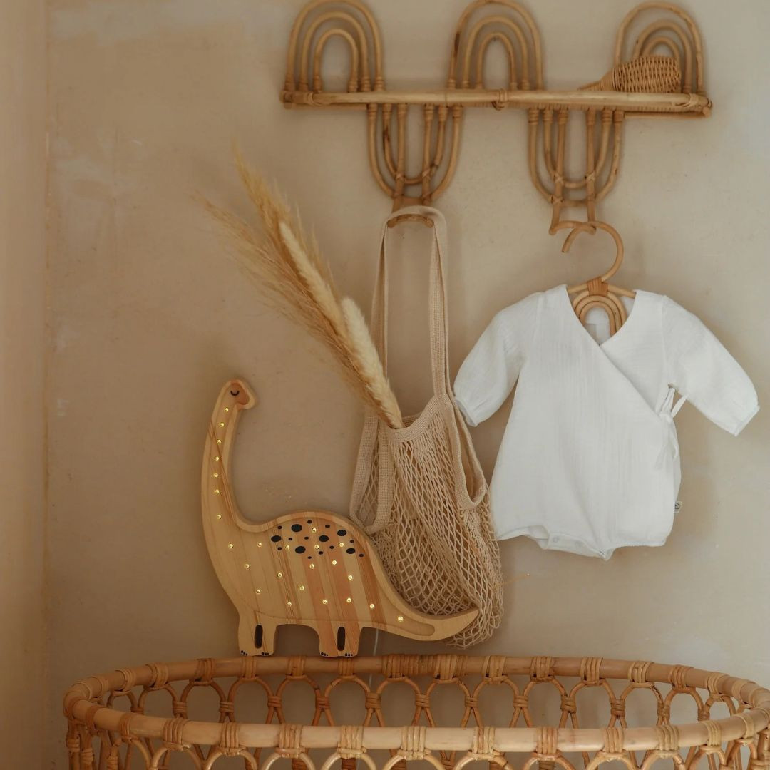 Lampa drewniana Dinozaur Diplodok s Little Lights - MySweetRoom